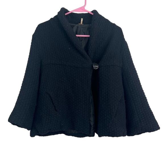 FREE PEOPLE BLACK WAFFLE WEAVE CROPPED LAMBSWOOL JACKET womens size large - Picture 1 of 7